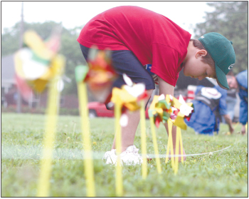 Pinwheels to honor crime victims